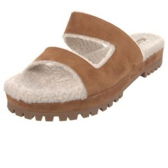 Tamara Mellon Roam tan suede shearling lined lug sole slide sandals 37.5 / 7.5 - Picture 2 of 6